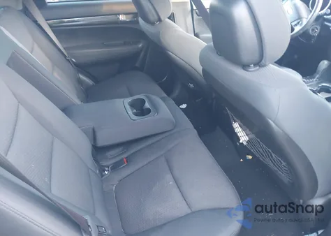 2011 Kia Sorento Lx z USA, uszkodzony, nr VIN 5XYKT4A14BG167022